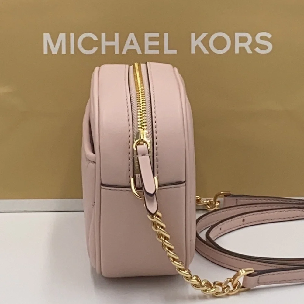 MICHAEL KORS ROSE SM OVAL CAMERA XBODY POWDER BLS - Picture 4 of 16